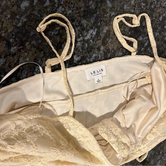 2 Piece Set Le Lis Summer Romance Ruched Skirt Tank Top Cream Lace Large - Picture 8 of 11